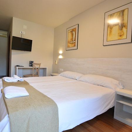 Hotel&Bar Ducay Olite Bagian luar foto