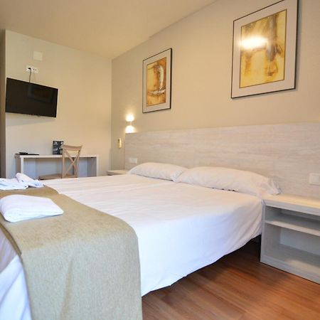 Hotel&Bar Ducay Olite Bagian luar foto