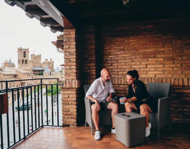 Hotel&Bar Ducay Olite Bagian luar foto